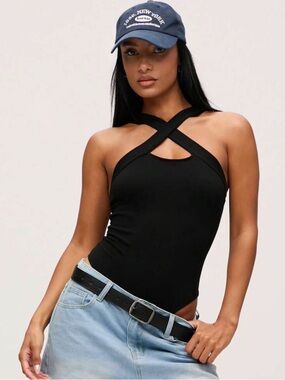 SHEIN Black Crisscross Halter Bodysuit